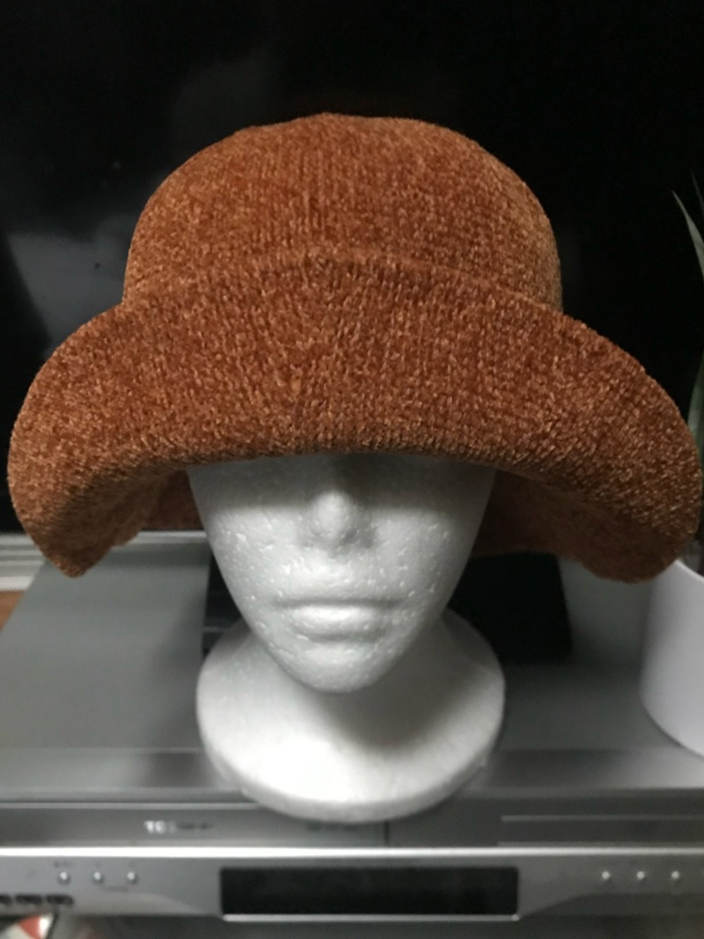 #cloche #20s #retro #amber #tweed #bucket #hat #textured #cozy
